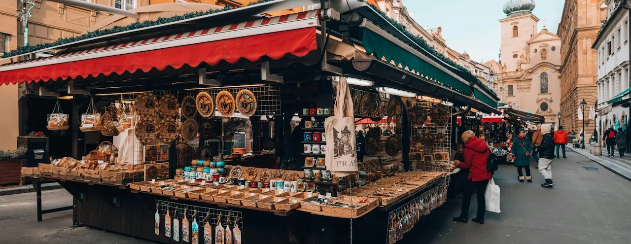 AnR-Souvenirs-Giftshop-FP4